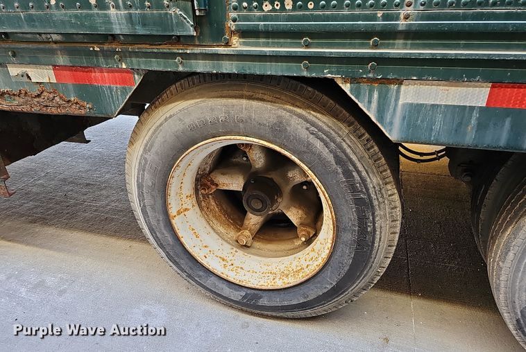 image for item DQ8513 1976 Kentucky Trailers FVCC  dry van trailer