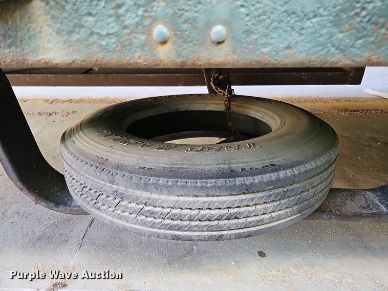 image for item DQ8514 1986 Great Dane Trailers 7730 TDAR1-F  dry van trailer