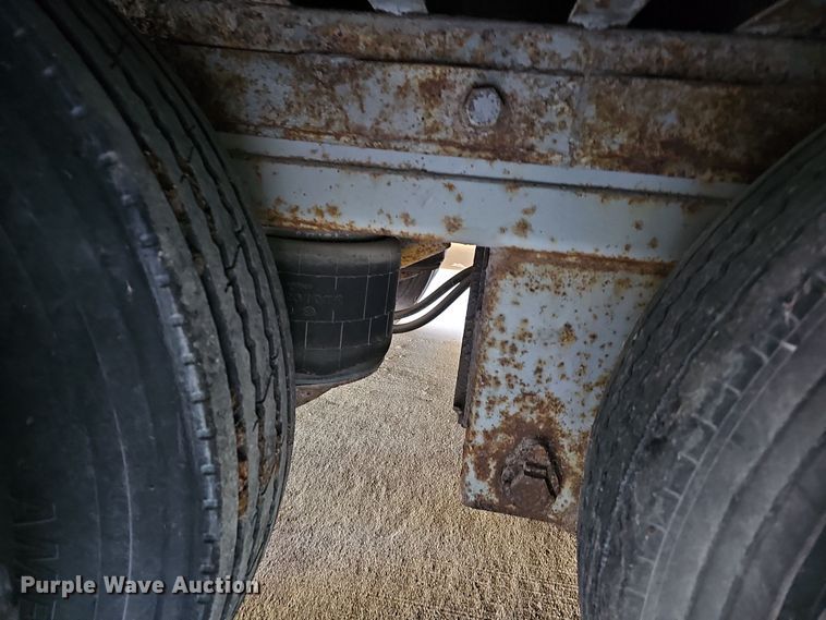 image for item DQ8514 1986 Great Dane Trailers 7730 TDAR1-F  dry van trailer