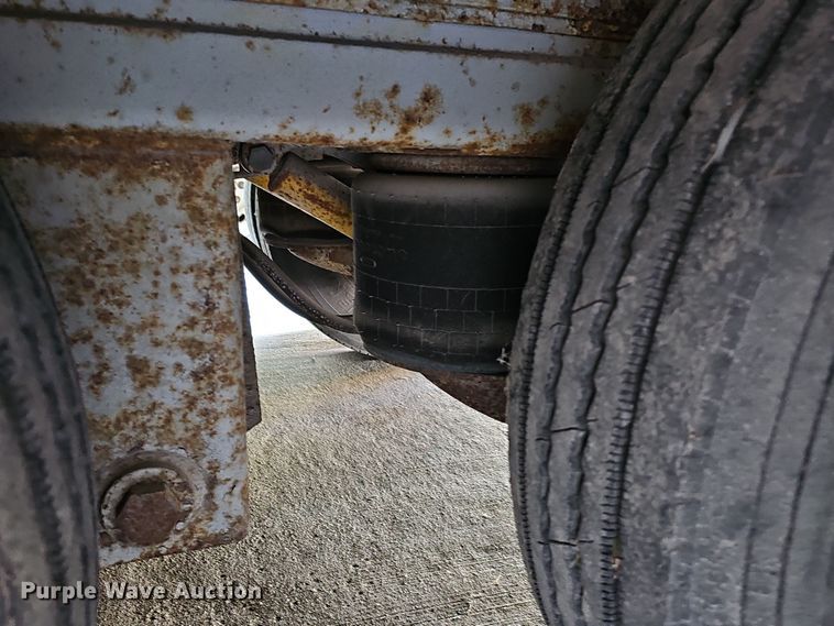 image for item DQ8514 1986 Great Dane Trailers 7730 TDAR1-F  dry van trailer