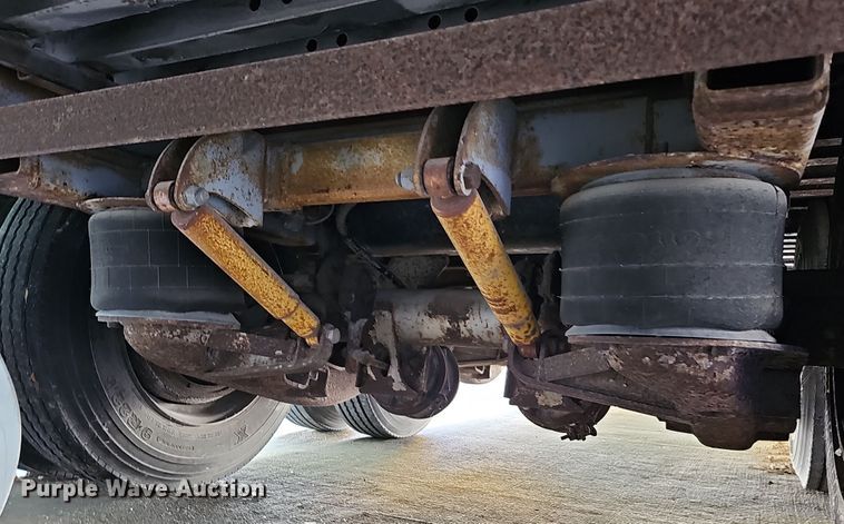 image for item DQ8514 1986 Great Dane Trailers 7730 TDAR1-F  dry van trailer