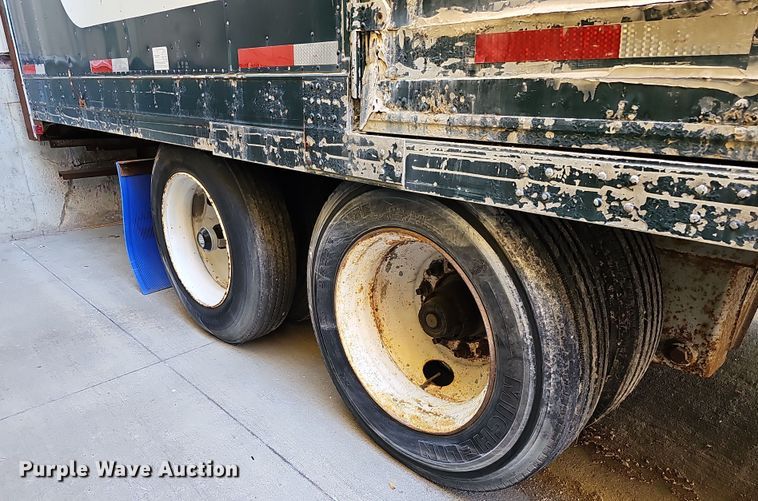 image for item DQ8514 1986 Great Dane Trailers 7730 TDAR1-F  dry van trailer