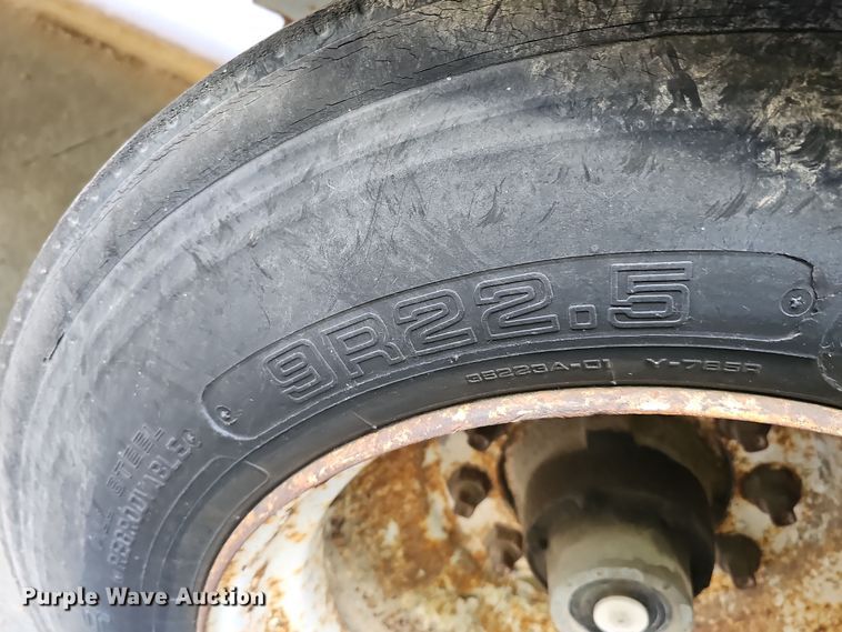 image for item DQ8514 1986 Great Dane Trailers 7730 TDAR1-F  dry van trailer