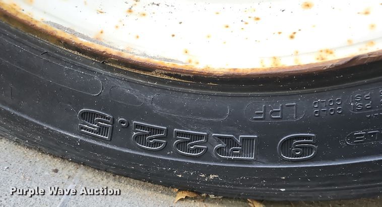 image for item DQ8514 1986 Great Dane Trailers 7730 TDAR1-F  dry van trailer