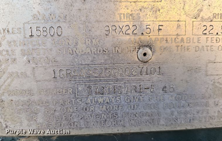 image for item DQ8514 1986 Great Dane Trailers 7730 TDAR1-F  dry van trailer