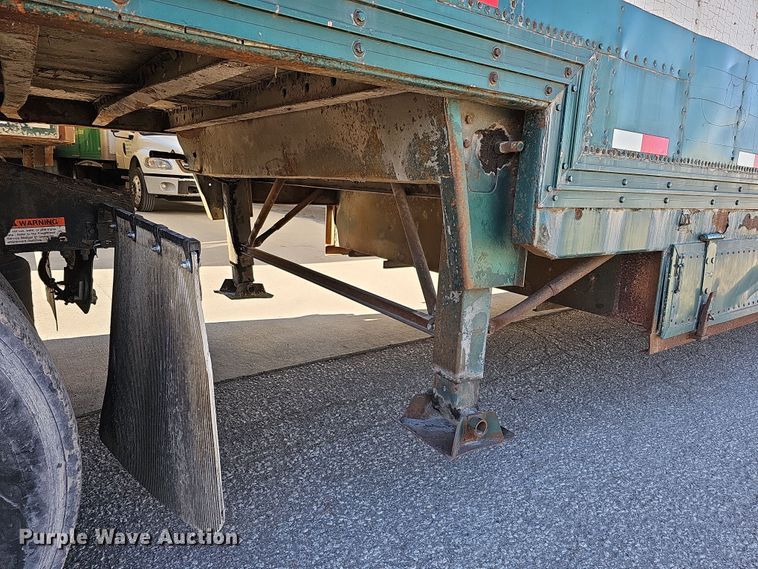 image for item DQ8515 1974 Kentucky Trailers FVCC  dry van trailer