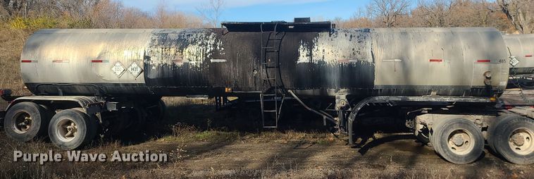 image for item DR7794 1980 Etnyre TR6 tank trailer