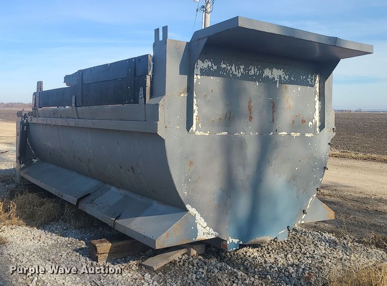 image for item DR7815 Dump truck bed