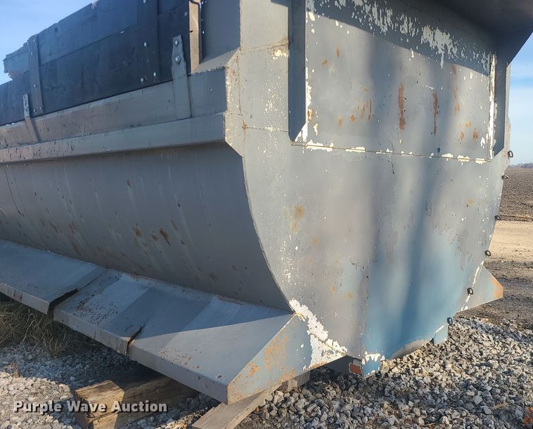 image for item DR7815 Dump truck bed