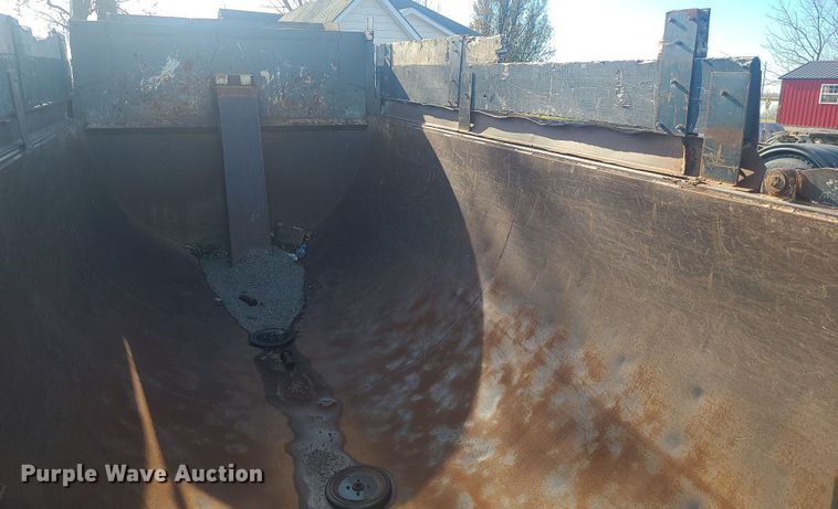 image for item DR7815 Dump truck bed