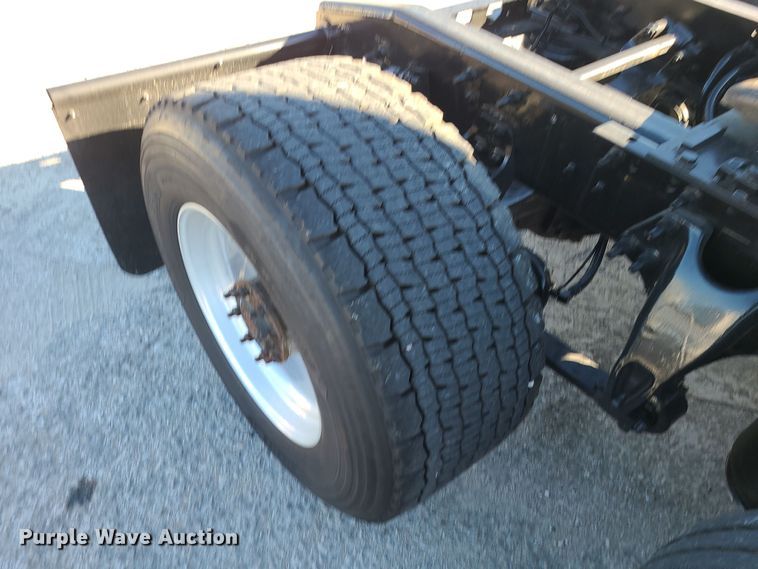 image for item DR7832 2018 International ProStar 122  semi truck