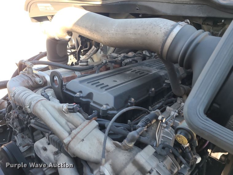 image for item DR7833 2018 International ProStar122  semi truck