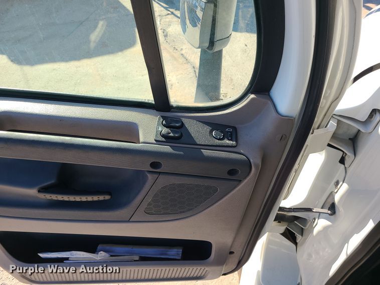 image for item DR7834 2012 Freightliner Cascadia  semi truck