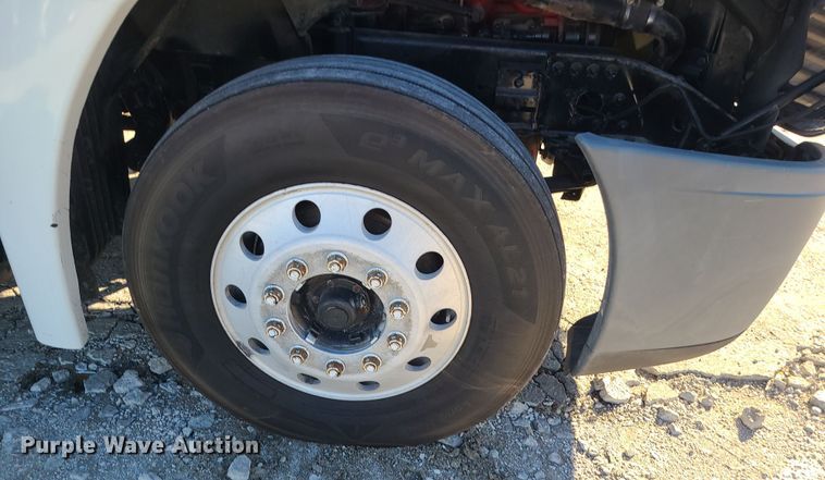 image for item DR7834 2012 Freightliner Cascadia  semi truck