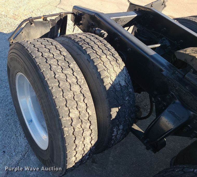 image for item DR7834 2012 Freightliner Cascadia  semi truck