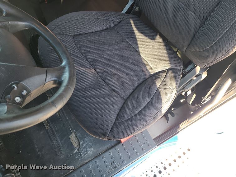 image for item DR7836 2014 Freightliner Cascadia  semi truck