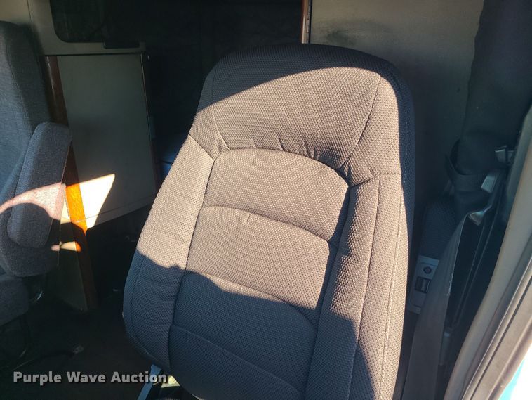 image for item DR7836 2014 Freightliner Cascadia  semi truck