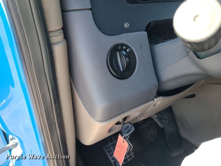 image for item DR7836 2014 Freightliner Cascadia  semi truck