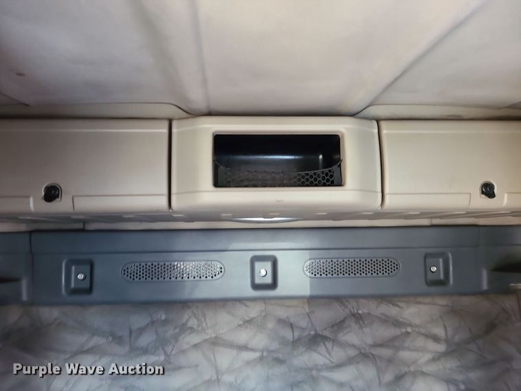 image for item DR7836 2014 Freightliner Cascadia  semi truck