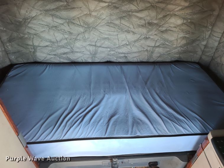 image for item DR7836 2014 Freightliner Cascadia  semi truck