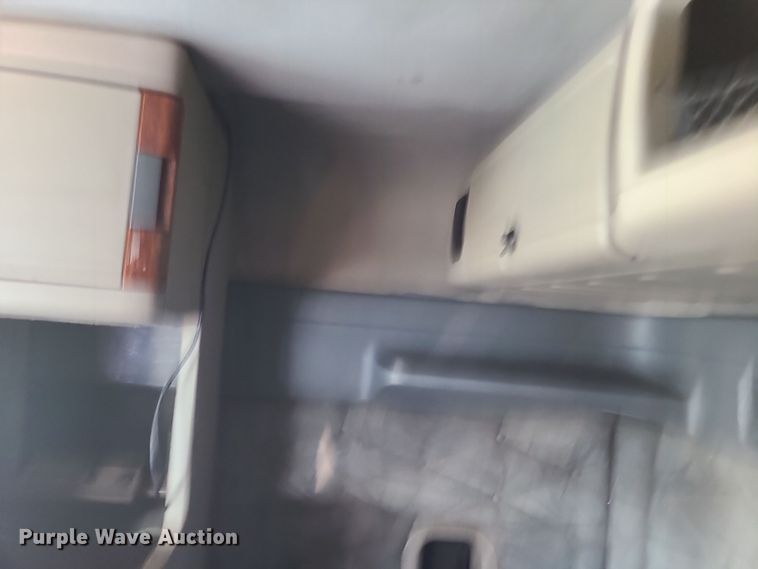 image for item DR7836 2014 Freightliner Cascadia  semi truck