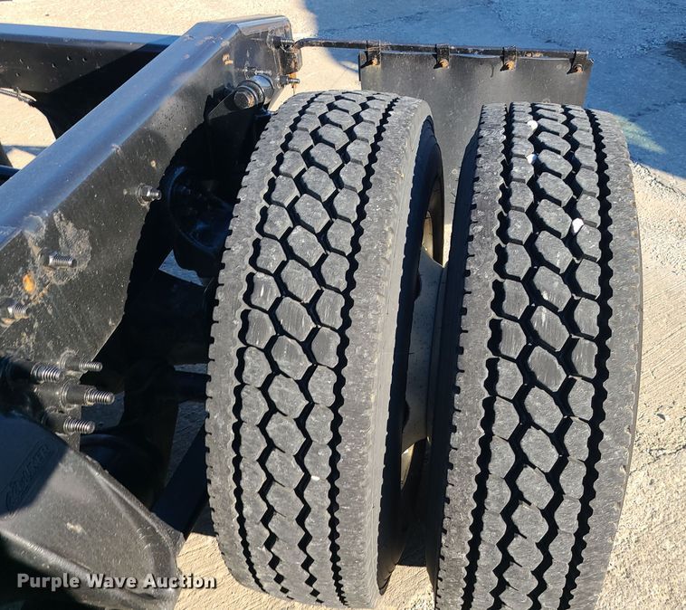 image for item DR7836 2014 Freightliner Cascadia  semi truck