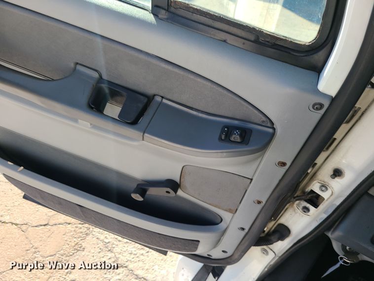 image for item DR7837 2010 Freightliner Columbia  semi truck