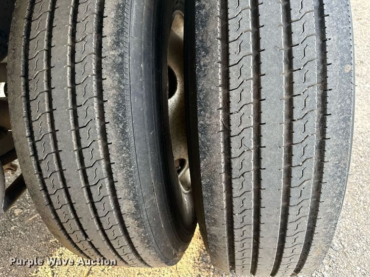 image for item DS1498 1997 Great Dane 7411TJWA  dry van trailer