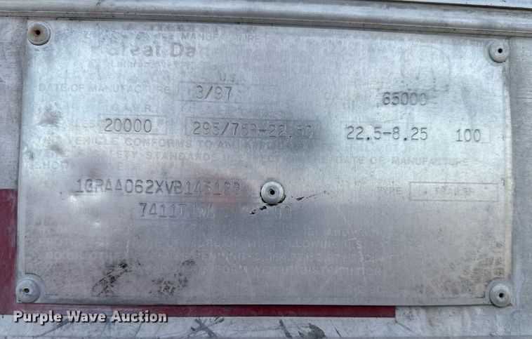 image for item DS1498 1997 Great Dane 7411TJWA  dry van trailer