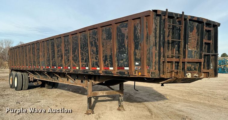 image for item DW2933 1980 Transcraft TL-42  scrap trailer