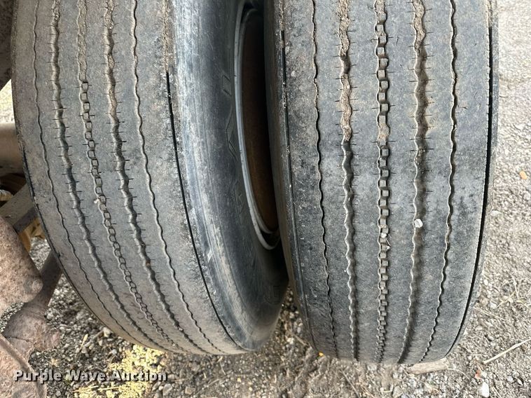 image for item DW2933 1980 Transcraft TL-42  scrap trailer