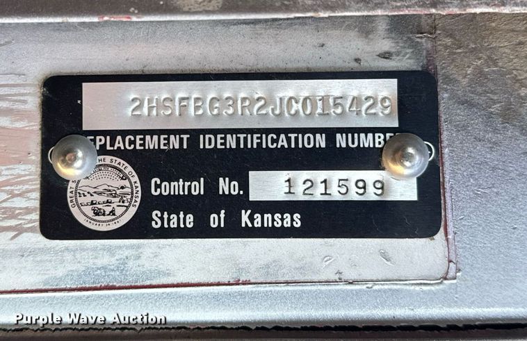 image for item GG9953 1988 International  vacuum truck