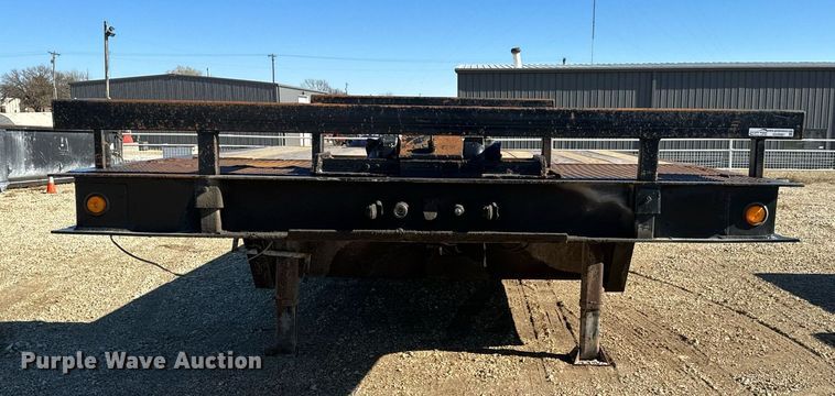 image for item GG9961 1998 Dakota Trail Eze  drop deck equipment trailer