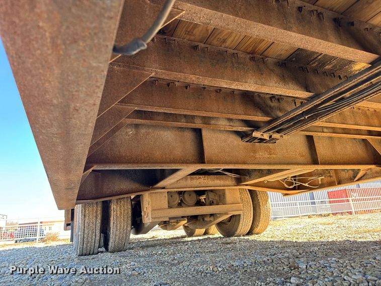 image for item GG9961 1998 Dakota Trail Eze  drop deck equipment trailer