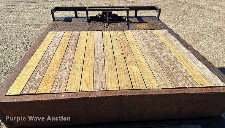 image for item GG9961 1998 Dakota Trail Eze  drop deck equipment trailer