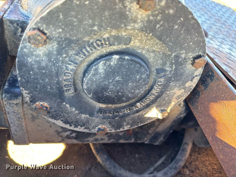 image for item GG9961 1998 Dakota Trail Eze  drop deck equipment trailer