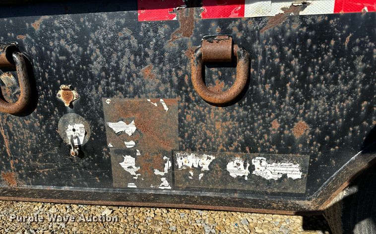 image for item GG9961 1998 Dakota Trail Eze  drop deck equipment trailer