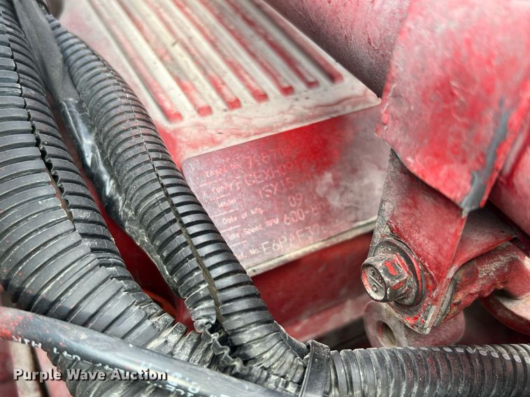 image for item HF9992 2016 Peterbilt  587 semi truck