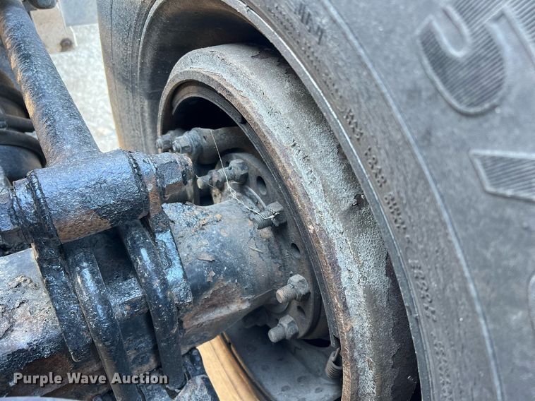 image for item HF9993 2007 Peterbilt 387  semi truck