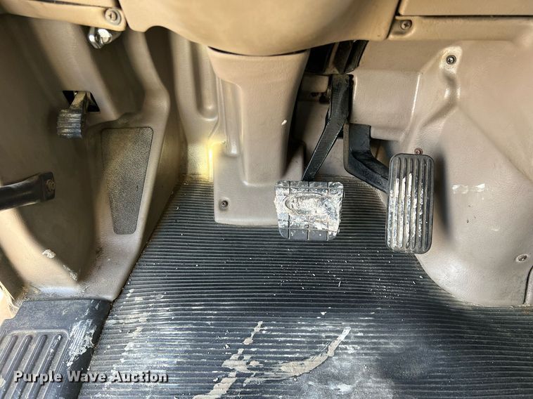 image for item HF9993 2007 Peterbilt 387  semi truck