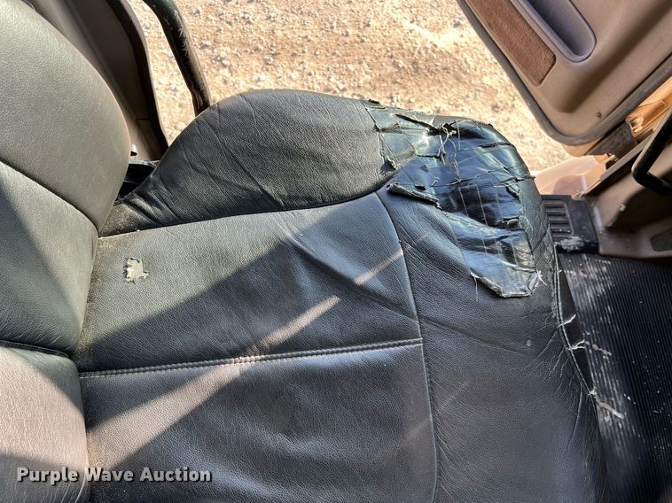 image for item HF9993 2007 Peterbilt 387  semi truck