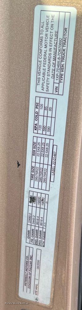 image for item HF9993 2007 Peterbilt 387  semi truck