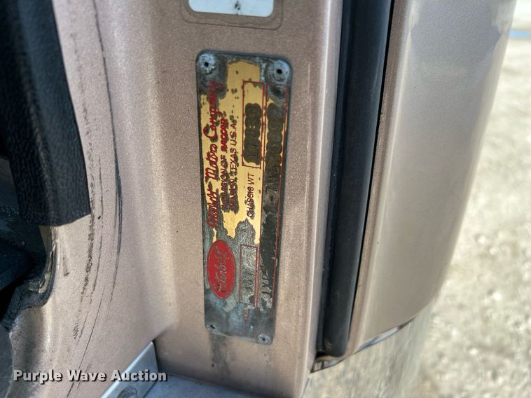 image for item HF9993 2007 Peterbilt 387  semi truck