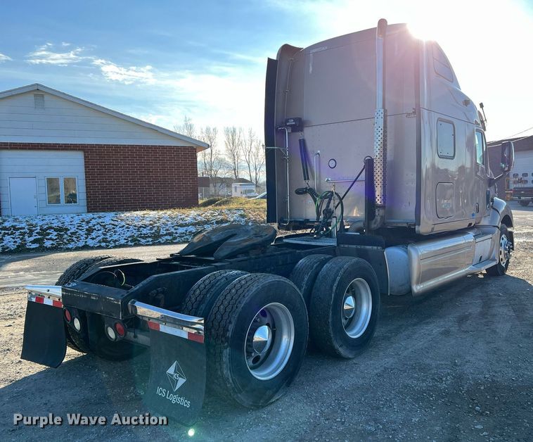 image for item HF9994 2007 Peterbilt 387 semi truck