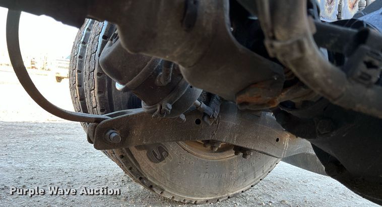 image for item HF9994 2007 Peterbilt 387 semi truck