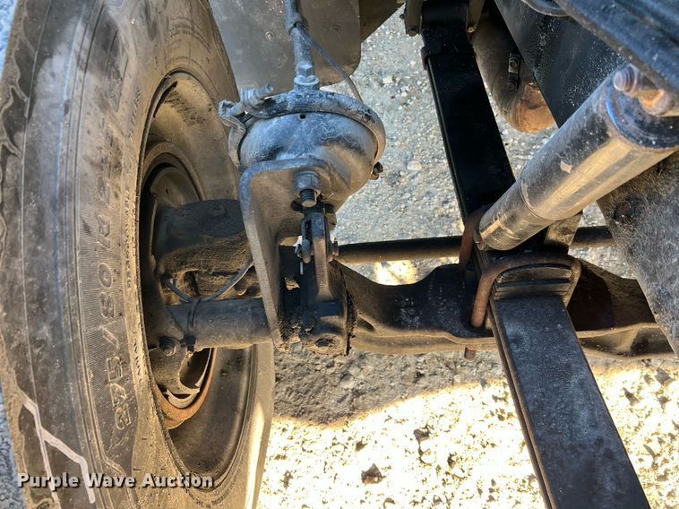 image for item HF9994 2007 Peterbilt 387 semi truck