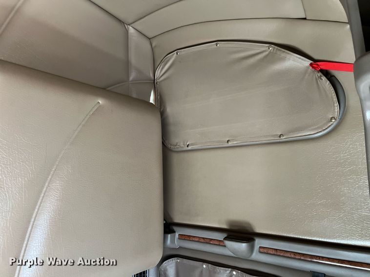 image for item HF9994 2007 Peterbilt 387 semi truck