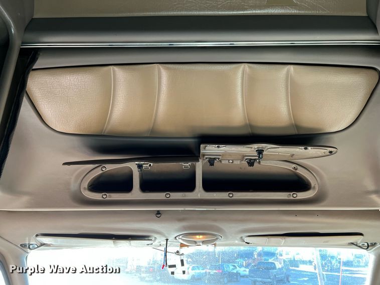 image for item HF9994 2007 Peterbilt 387 semi truck