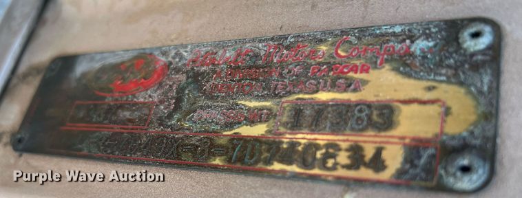 image for item HF9994 2007 Peterbilt 387 semi truck