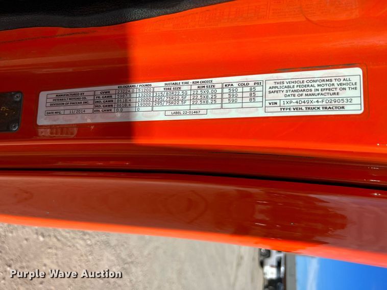 image for item HF9995 2015 Peterbilt 587 semi truck